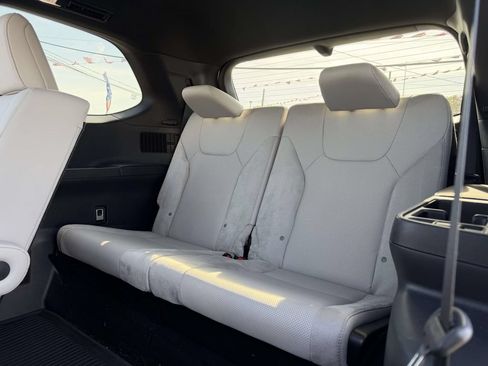 Used 2025 Lexus TX 350 AWD w/ Technology Package image 22