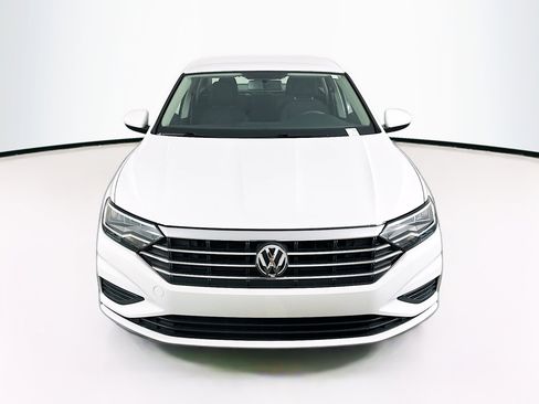 Used 2020 Volkswagen Jetta S image 2