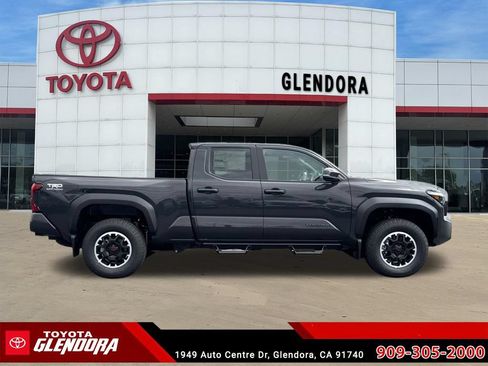New 2026 Toyota Tacoma TRD Off-Road AWD/4WD image 12