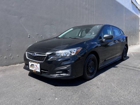 Used 2017 Subaru Impreza 2.0i AWD/4WD image 3