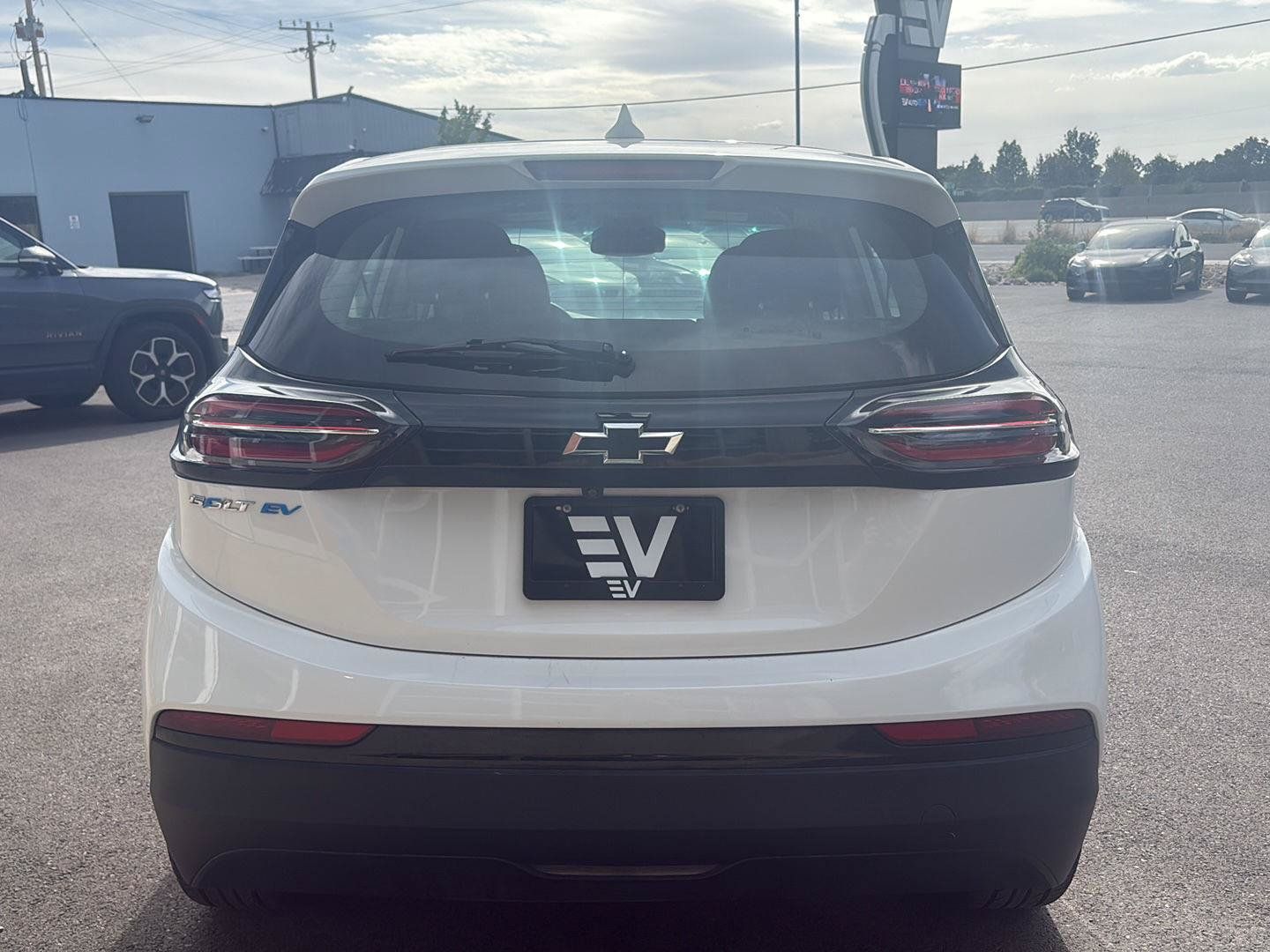 Used 2023 Chevrolet Bolt LT FWD image 7