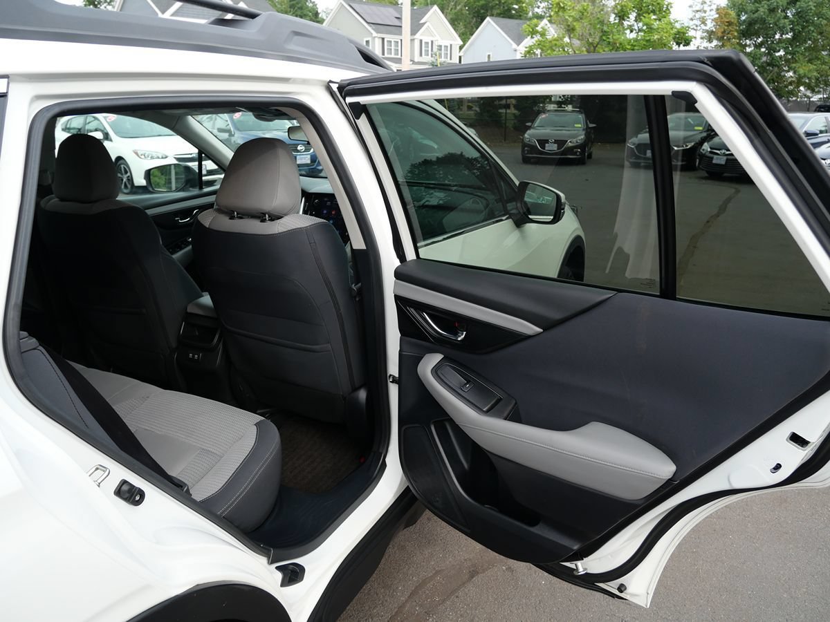Used 2020 Subaru Outback Premium AWD/4WD image 34