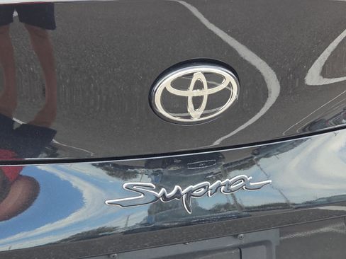 Used 2020 Toyota Supra Premium w/ Driver Assist Package image 6