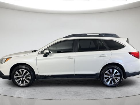 Used 2017 Subaru Outback 2.5i Limited AWD/4WD image 6