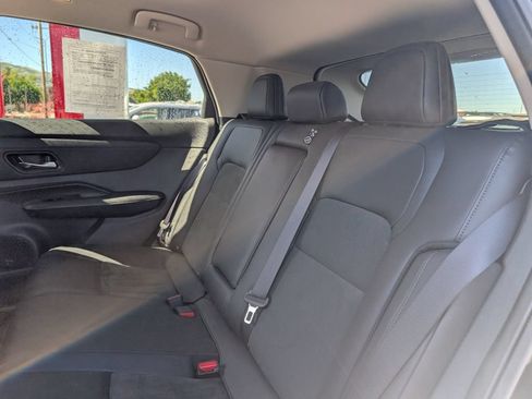 Used 2025 Nissan Ariya AWD image 9