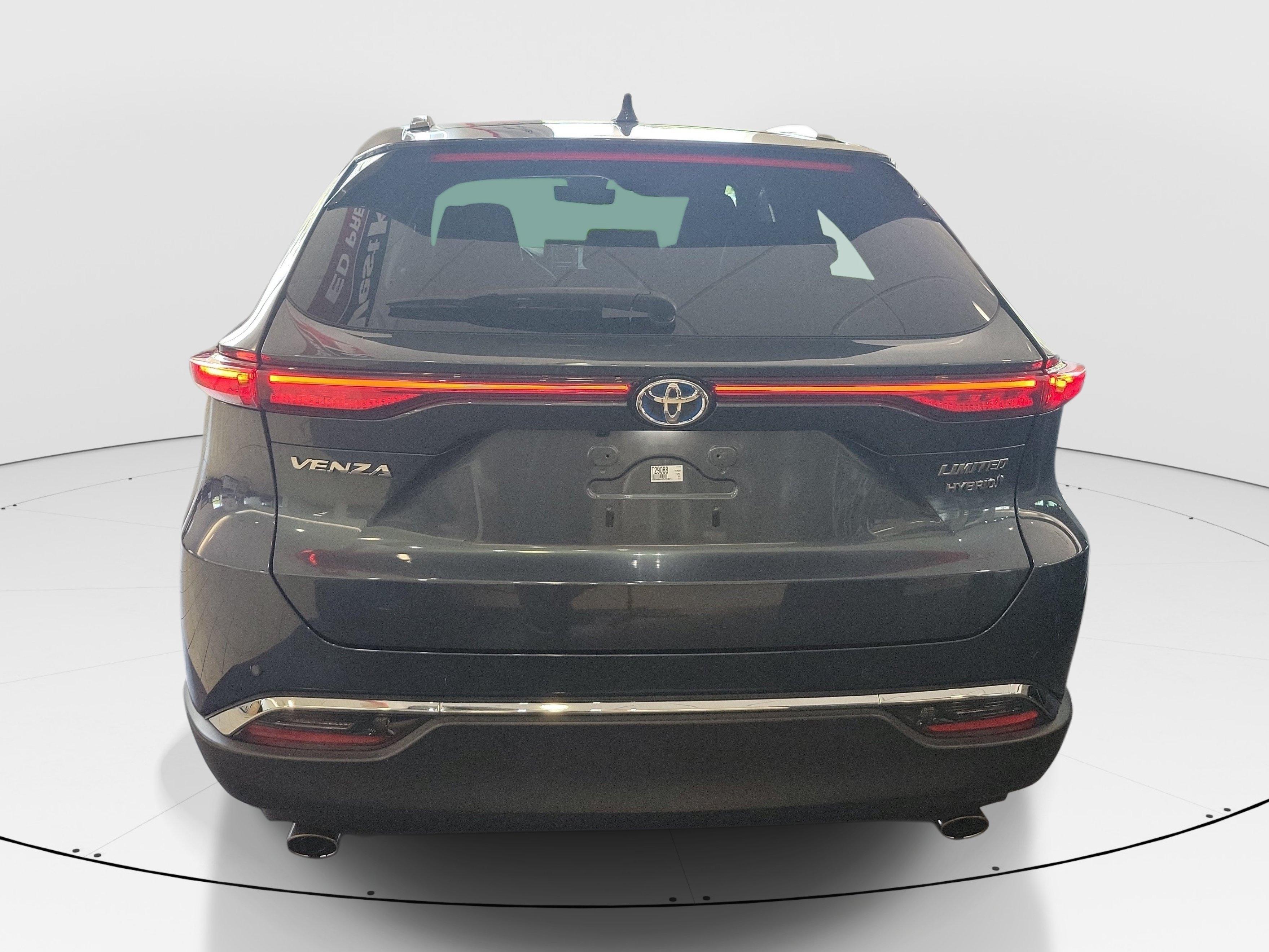 Used 2021 Toyota Venza Limited AWD/4WD image 6
