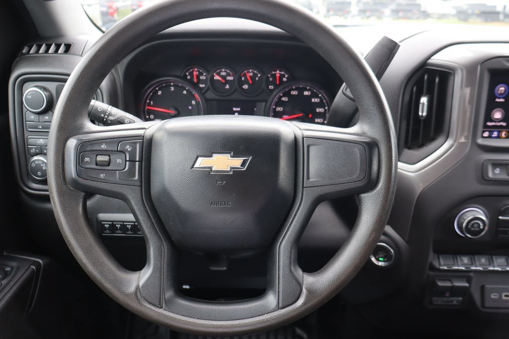 Used 2024 Chevrolet Silverado 3500 W/T AWD/4WD image 7