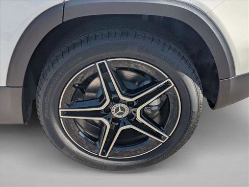Used 2026 Mercedes-Benz GLB 250 image 10