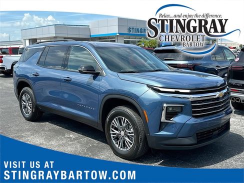 New 2026 Chevrolet Traverse LT image 1