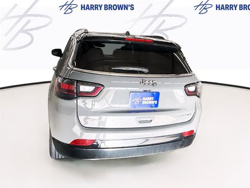 Used 2023 Jeep Compass Limited w/ Elite Group AWD/4WD image 9