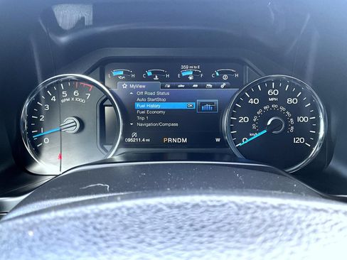 Used 2017 Ford F150 Lariat AWD/4WD image 15