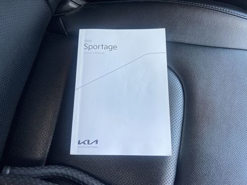 Used 2023 Kia Sportage EX image 26