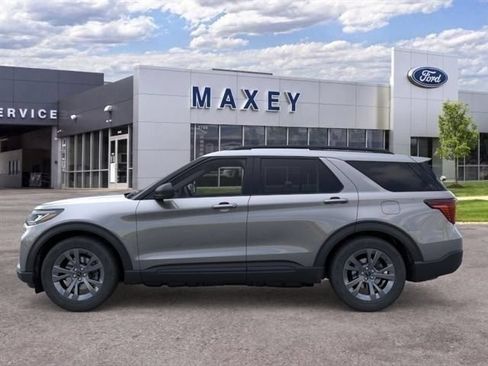 Used 2026 Ford Explorer Active w/ Active Comfort Package AWD/4WD image 3