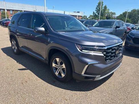 Used 2023 Honda Pilot EX-L image 2