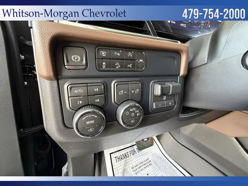 New 2026 Chevrolet Suburban High Country image 15