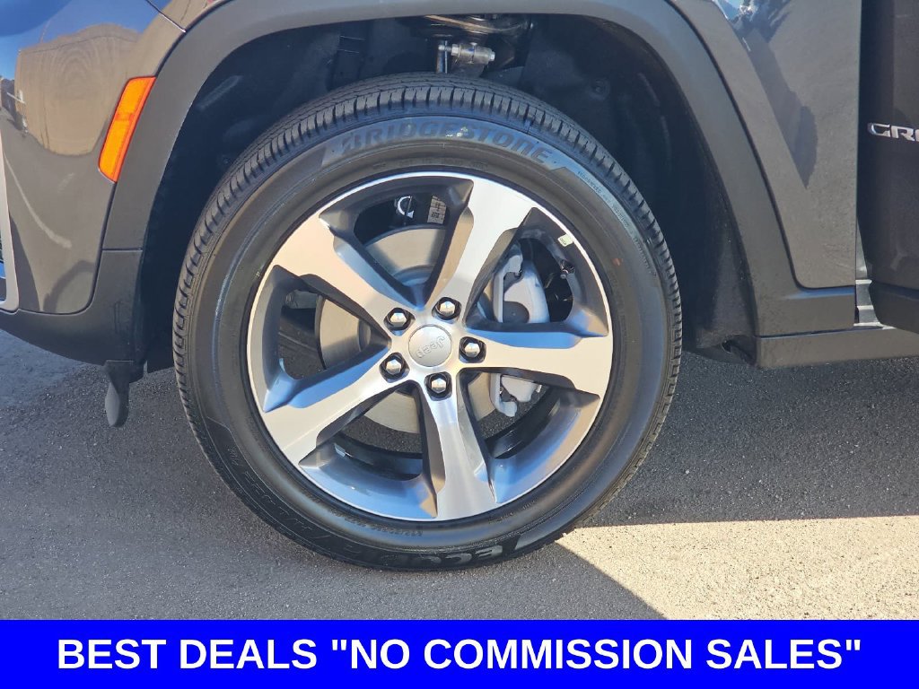 Used 2026 Jeep Grand Cherokee Limited AWD/4WD image 37