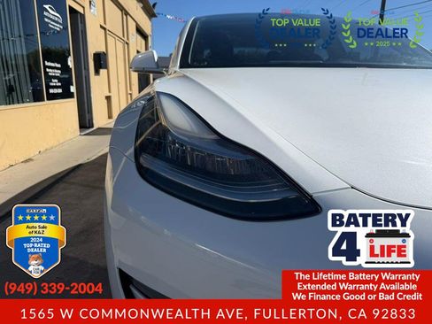 Used 2020 Tesla Model 3 Standard Range Plus RWD image 17