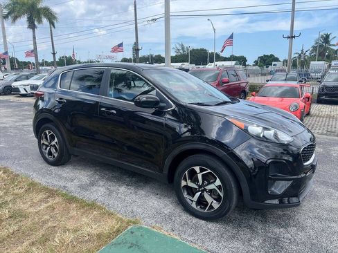 Used 2021 Kia Sportage LX FWD image 4