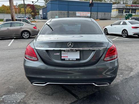 Used 2017 Mercedes-Benz C 300 Sport image 6