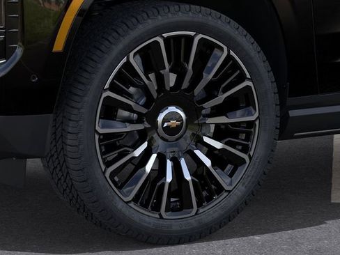 New 2026 Chevrolet Tahoe High Country AWD/4WD image 9