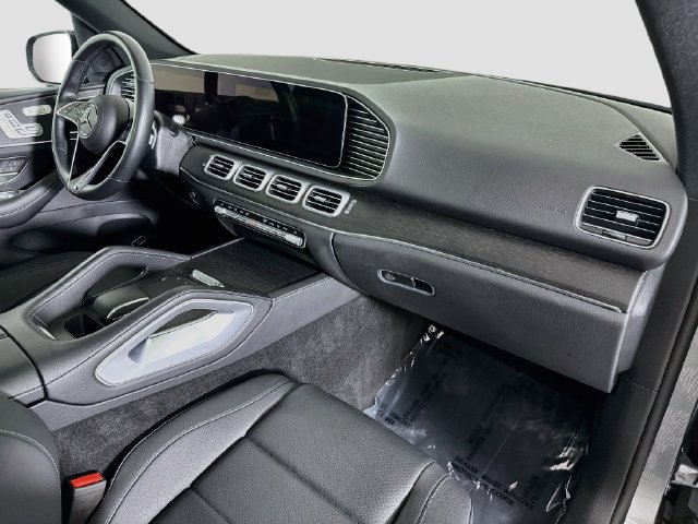 Used 2025 Mercedes-Benz GLE 450 4MATIC image 29