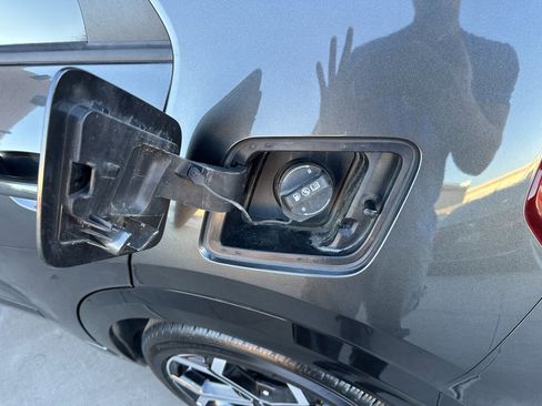 Used 2023 Kia Niro EX Touring image 34