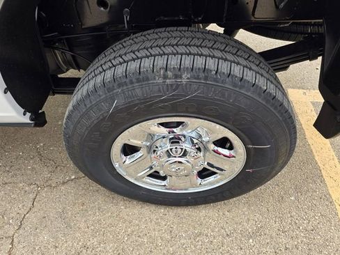 New 2026 RAM 3500 Tradesman image 25