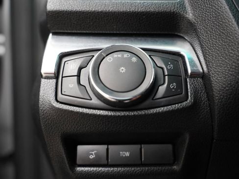 Used 2016 Ford Explorer Limited image 22