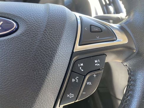 Used 2017 Ford Edge SEL w/ Equipment Group 201A AWD/4WD image 21