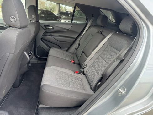 Used 2023 Chevrolet Equinox LT image 18