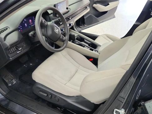 Used 2024 Honda Accord EX image 22