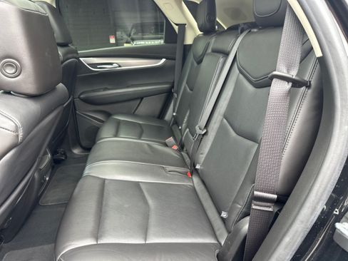 Used 2018 Cadillac XT5 Premium Luxury AWD/4WD image 10