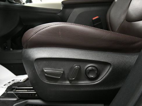 Certified 2023 Toyota Sienna Platinum AWD/4WD image 11