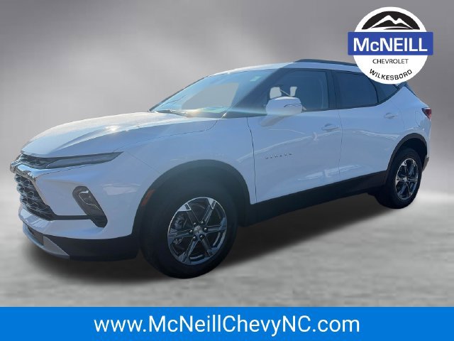 New 2026 Chevrolet Blazer LT AWD/4WD image 3
