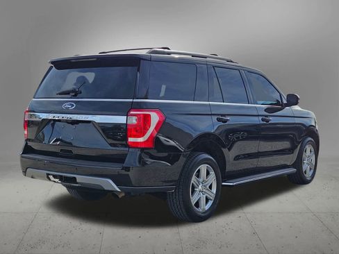 Used 2020 Ford Expedition XLT w/ Equipment Group 202A image 6