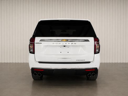 Used 2021 Chevrolet Suburban Premier AWD/4WD image 5