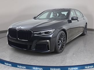 Used 2022 BMW 750i xDrive w/ Executive Package AWD/4WD video 1