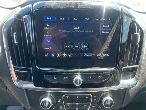 Used 2023 Chevrolet Traverse LT AWD/4WD image 29