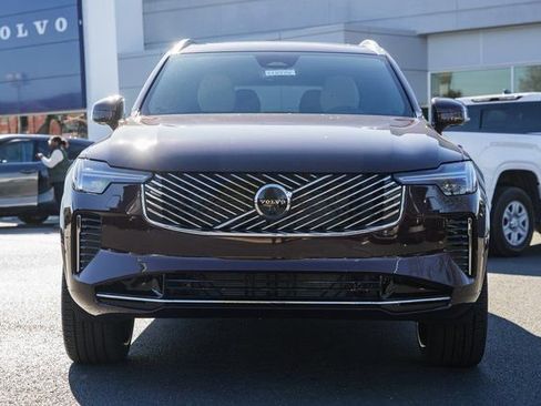 New 2026 Volvo XC90 B6 Plus image 2
