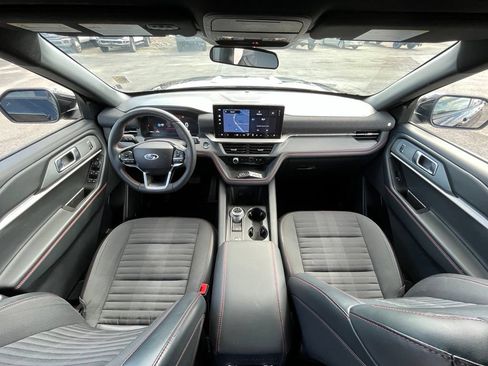 Used 2026 Ford Explorer ST-Line AWD/4WD image 13