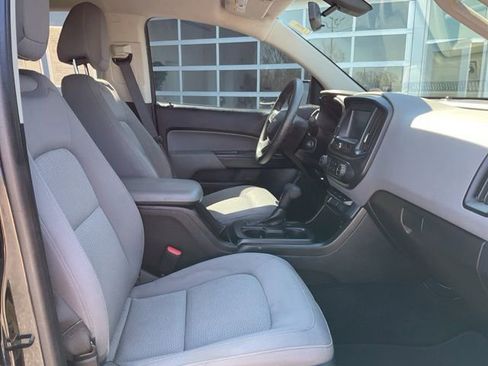 Used 2018 Chevrolet Colorado W/T w/ LPO, Premium Interior Package image 18