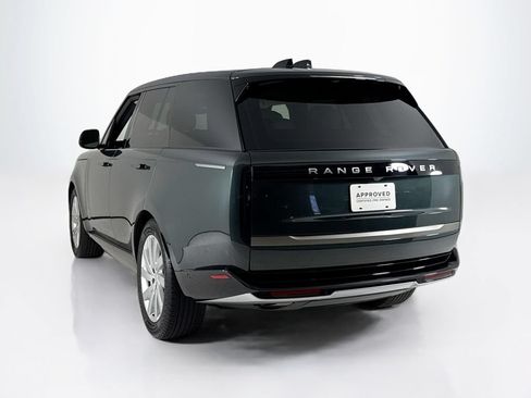 Used 2024 Land Rover Range Rover SE AWD/4WD image 3