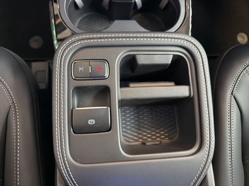 New 2026 Ford Mustang Mach-E Premium image 24