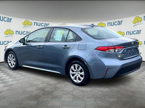 Used 2024 Toyota Corolla LE image 4