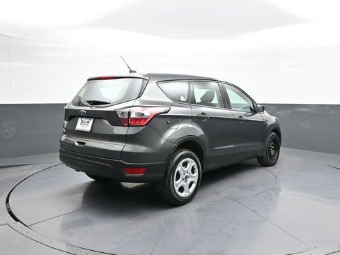 Used 2018 Ford Escape S image 6