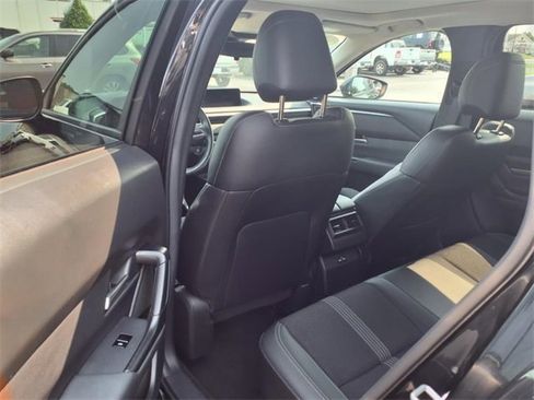 Used 2024 MAZDA CX-50 AWD 2.5 S w/ Premium Package image 19