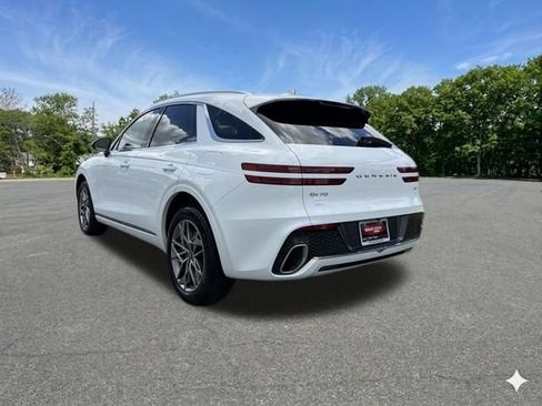 Used 2024 Genesis GV70 2.5T AWD/4WD image 6