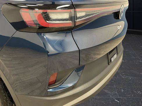 Used 2023 Volkswagen ID.4 Pro S Plus image 34