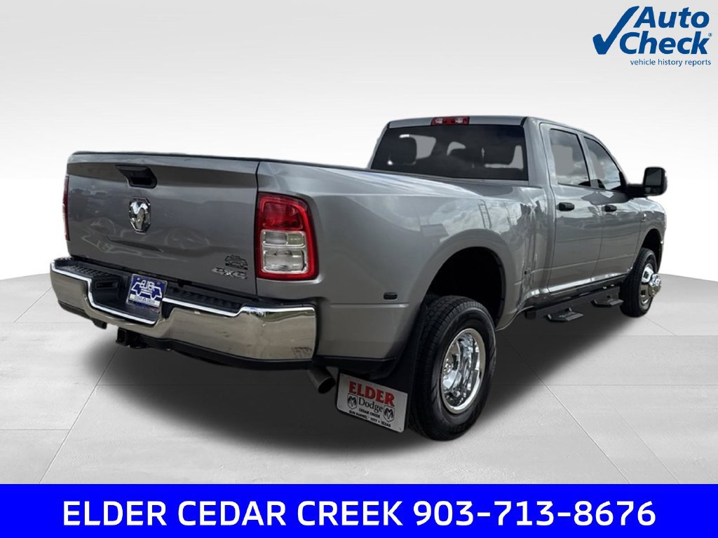 Used 2024 RAM 3500 Tradesman w/ Chrome Appearance Group AWD/4WD image 8