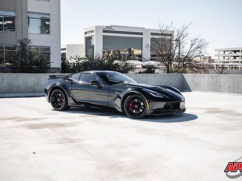 Used 2015 Chevrolet Corvette Z06 w/ 3LZ Preferred Equipment Group image 20